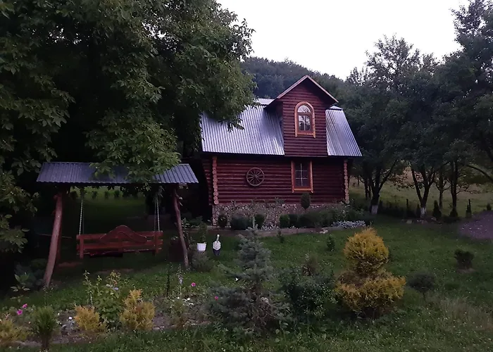 Дерев\'Яний Будинок З Банею