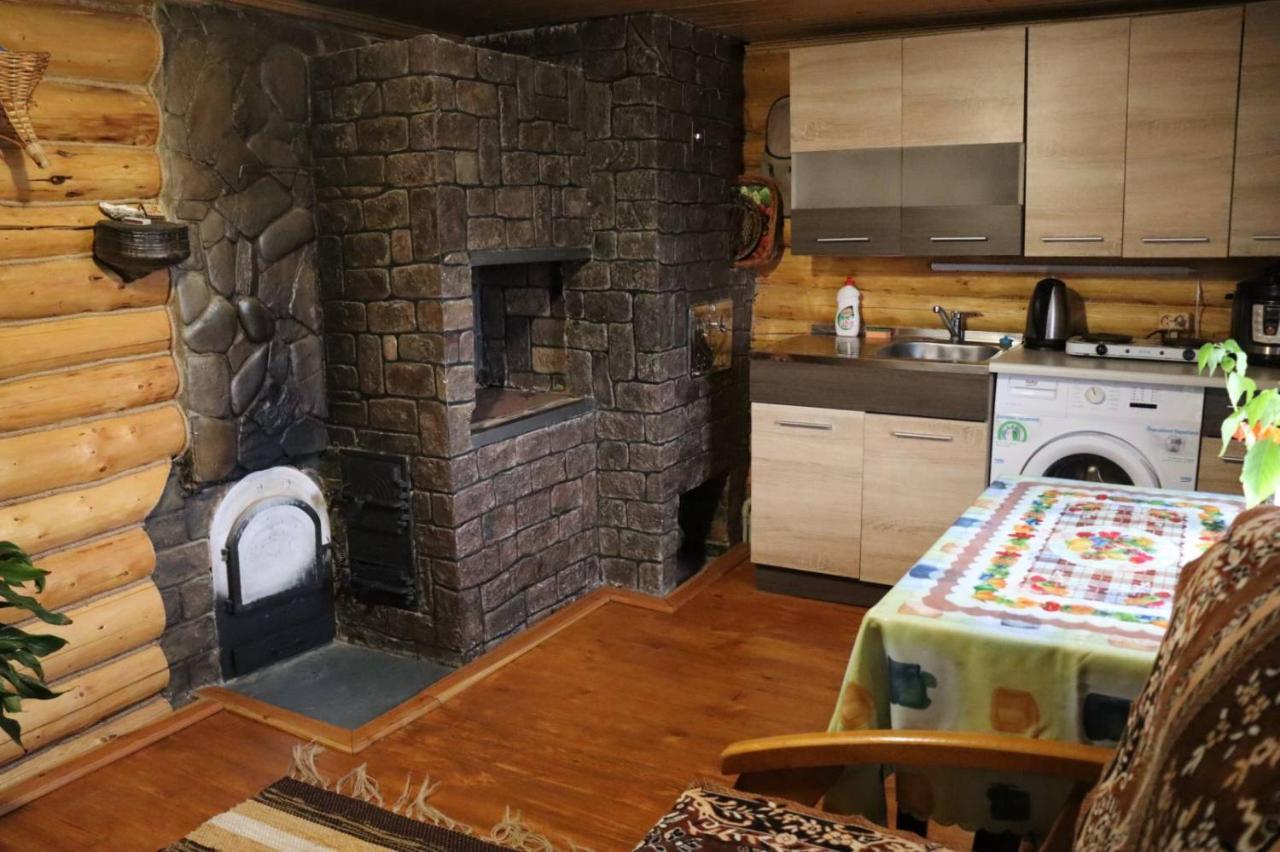 дерев'яний будинок з банею Apartment