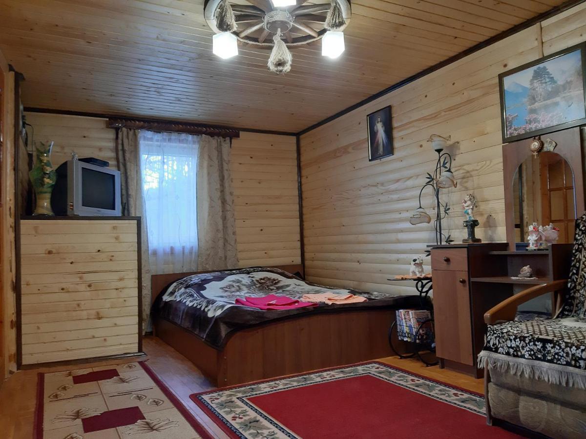 Apartment дерев'яний будинок з банею Oriv